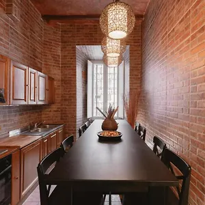 https://bbhomerome-campo-dei-fiori-11-people.it-romehotels.com